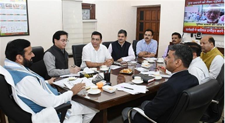 CM urges Vice Chancellors to emphasize skill development programs to boost youth employability