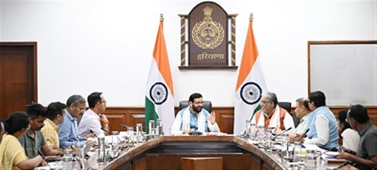 CM issues Strict Directives to Curb Illegal Mining, CCTV Surveillance to be Ensured in Mining Areas