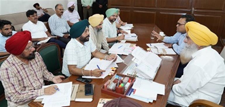 Quality control drive : Khudian orders action against underperforming districts