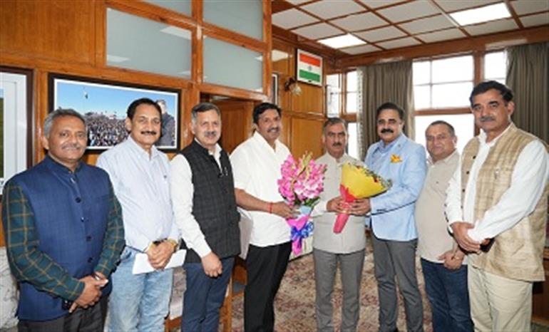 HPSEB Chairman met Chief Minister