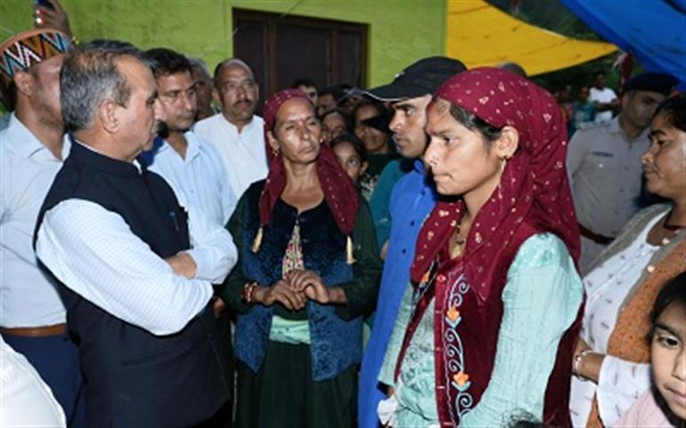 Himachal : CM visits disaster-hit villages in Nachan Constituency