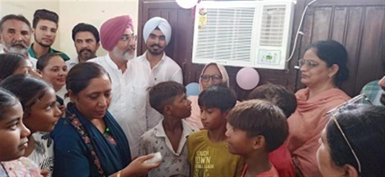 Dr. Baljit Kaur Launches Unique Initiative to Fulfil Dreams of Govt School Students