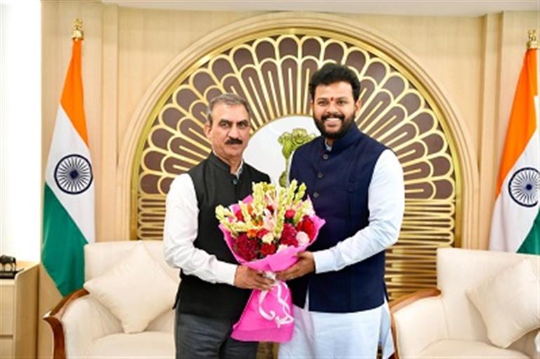 CM urges Union Minister for air connectivity expansion and regular flights to Shimla and Dharamshala