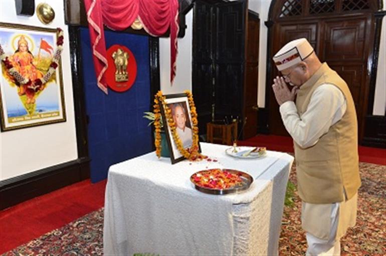 Governor Pays Tribute on the Death Anniversary of Kalyan Singh