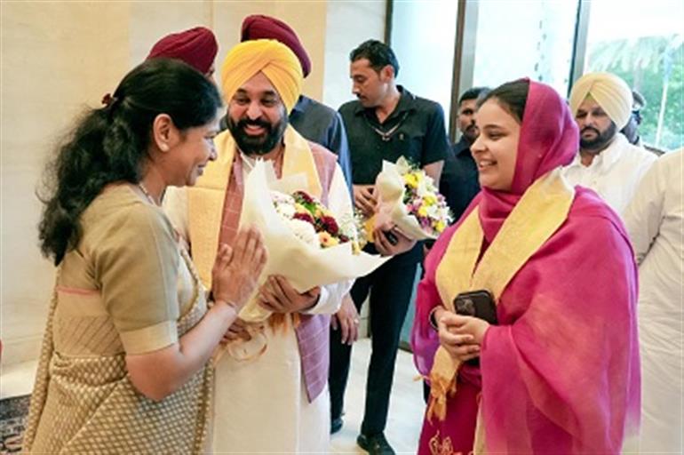 CM Showcases Historic Initiatives Taken by Punjab in Health, Education, Power, and Other Sectors