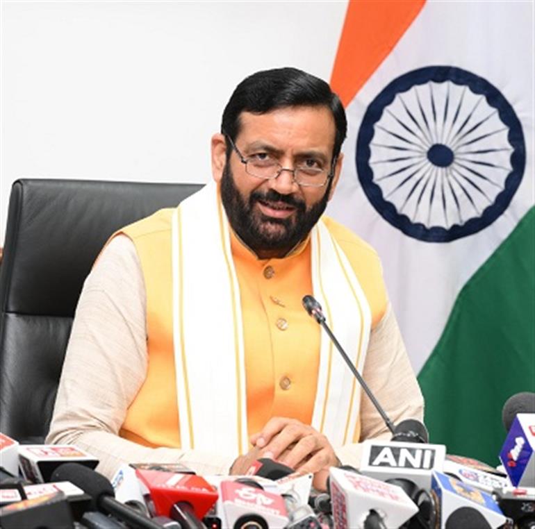 Govt is fully sensitive to the protection of the interests of poor families: CM