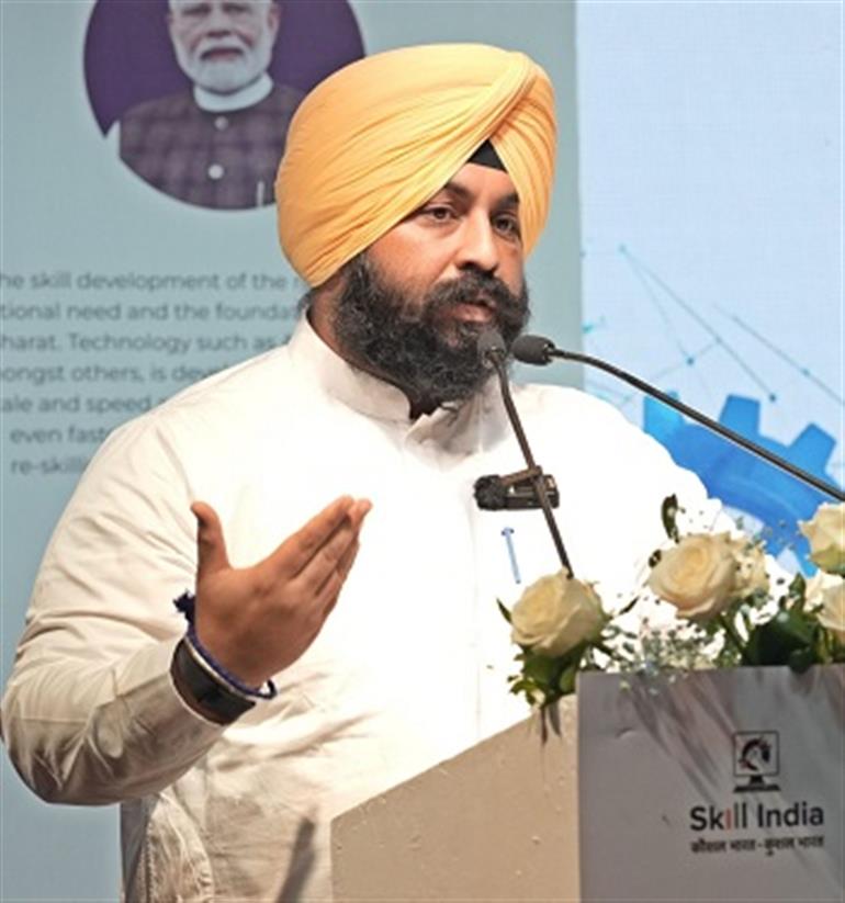 Bains pushes for Indian Institute of skills in Ludhiana & 5 ITI hubs for Punjab