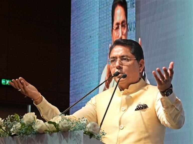 Designate single point of contact for all skill initiatives, Aman Arora urges Union minister