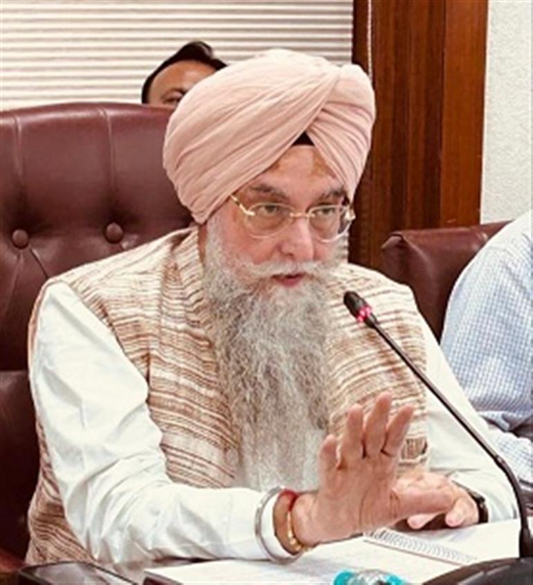 US Govt 's decision to ban on beards of Sikh soldiers in US Army is highly condemnable, Says Speaker