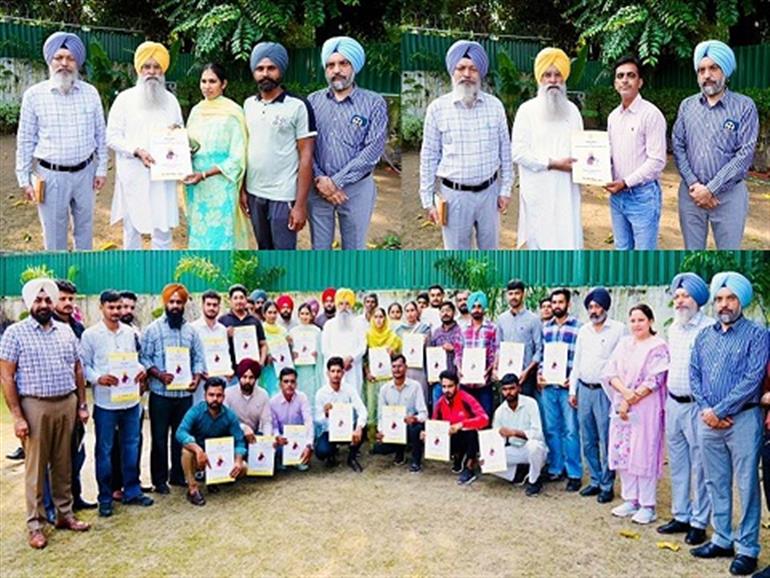 Khudian hands over job letters to 28 newly recruited youth among 25 Veterinary Inspectors