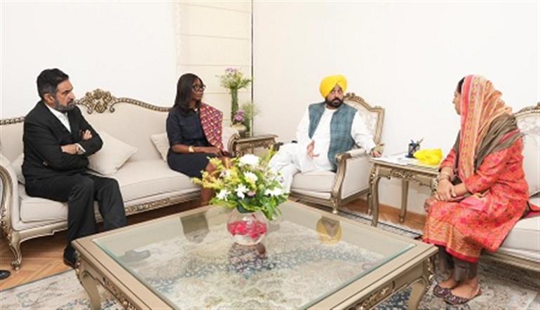 CM seeks support of legal fraternity of UK to procure rare footage of Shaheed Bhagat Singh