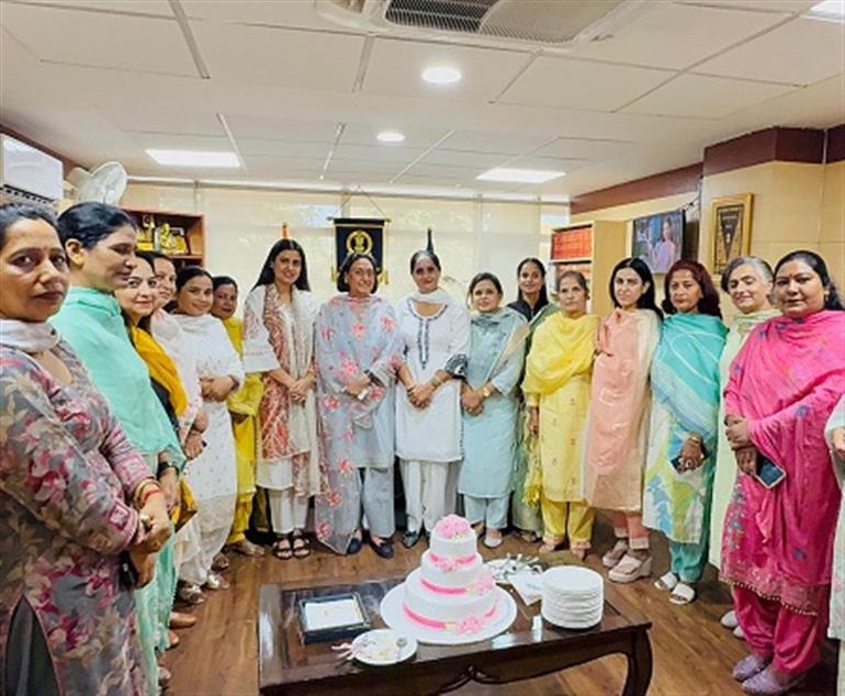 Newly appointed Senior VC, VC and 10 members of PSWC assumed office