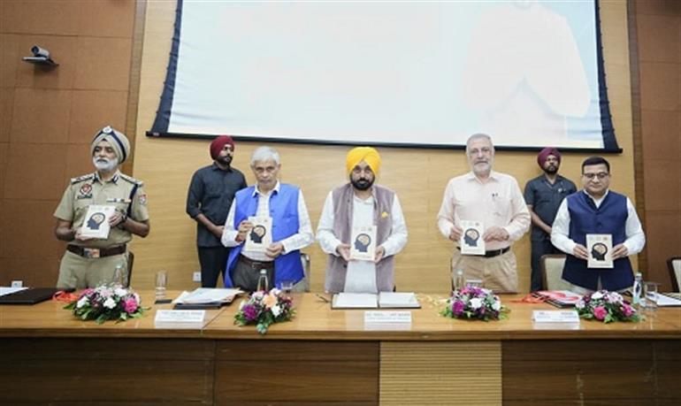 For the first time number of cops to cross one lakh mark in Punjab : CM