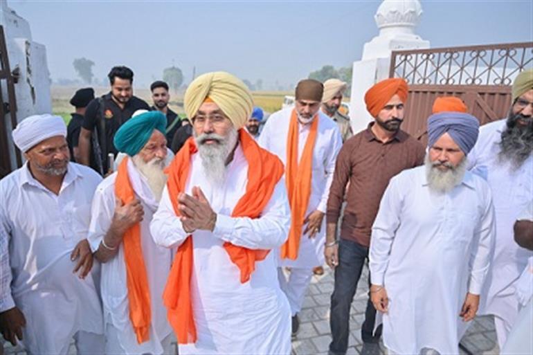 Massive support for Harmeet Sandhu in village Panjwad Kalan, residents express happiness over AAP govt’s work