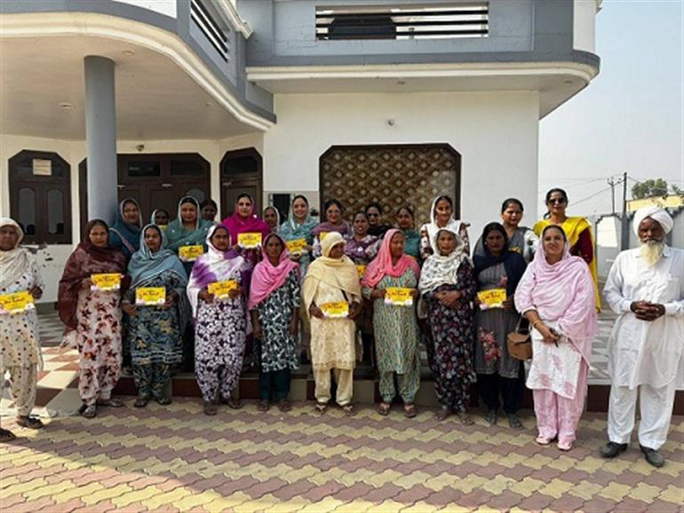 ‘AAP’ Women’s Wing Takes Charge, Conducts Door-to-door Campaign, Seek Votes for Harmeet Sandhu