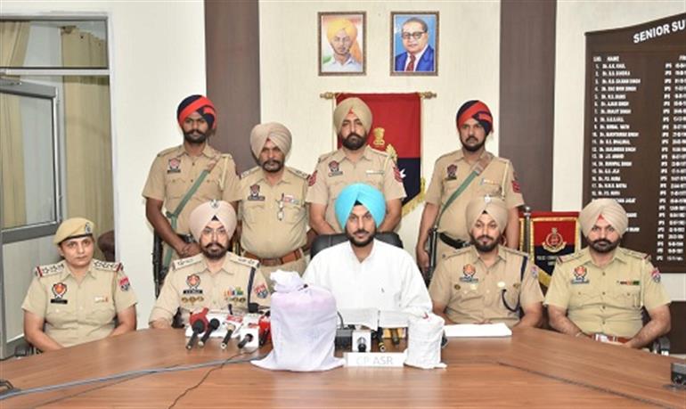 Two Pak-Backed drug supply modules busted in Amritsar; Two held with 2.8Kg Ice