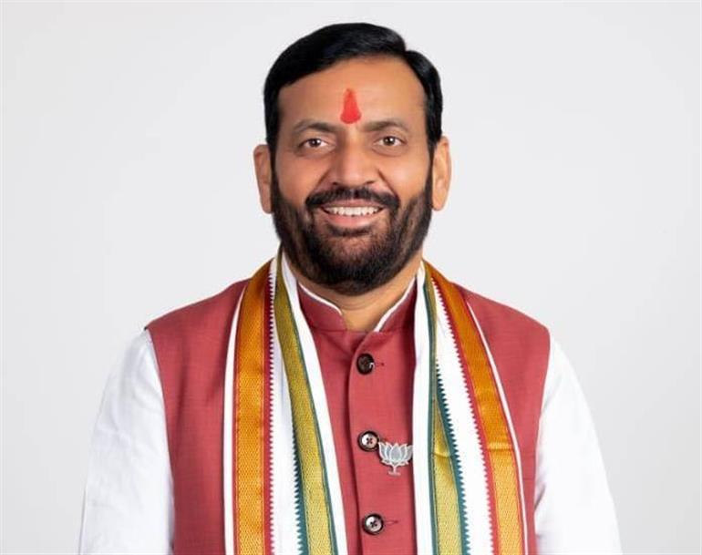 Major Infrastructure Projects to be completed within stipulated timeframe and regularly monitored on Pragati Dashboard - CM 