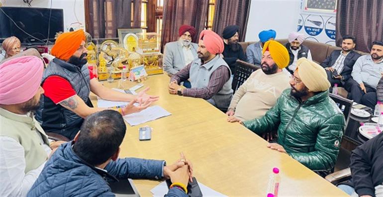 Roadways workers’ strike ends; consensus reached during meeting with Transport Minister