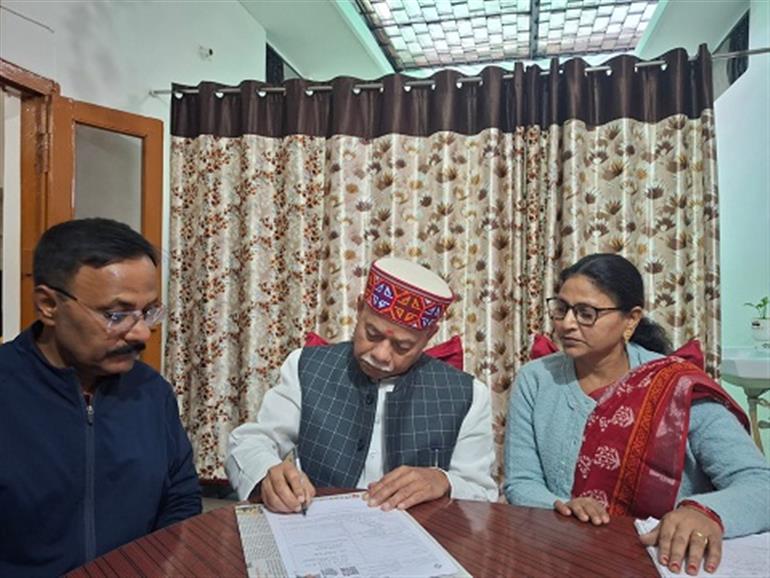 Governor and Lady Governor Participate in Intensive Electoral Roll Revision Campaign in Gorakhpur