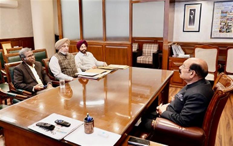 Mohinder Bhagat directs priority redressal of ex-servicemen’s issues