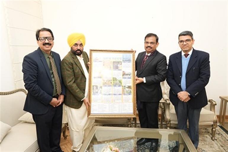 CM Mann Unveils Punjab Govt&39;s Diary & Calendar for Year 2026