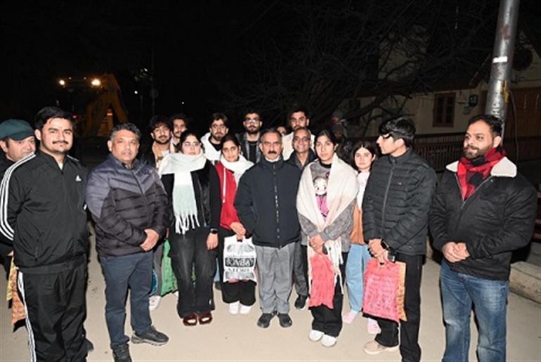 Chief Minister directs ensure comfort and safety of tourists