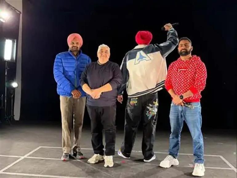 Sidhu Moosewala’s Hologram Show Stage Photo Released, Grand 3D Show to Arrive This Year 