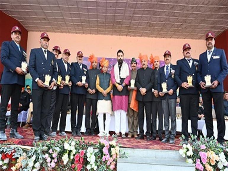 Ex-Servicemen’s discipline, leadership and spirit of service &39;inspires generations&39;, says Governor