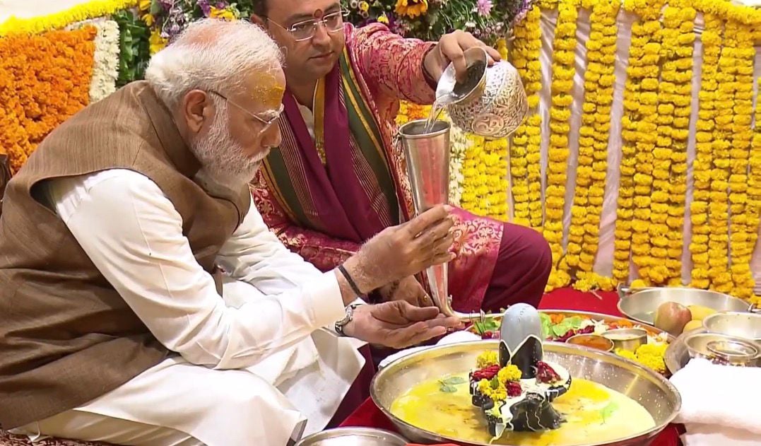 Somnath Temple Marks 75 Years of Reconstruction; PM Modi Performs Rituals at Grand Celebration