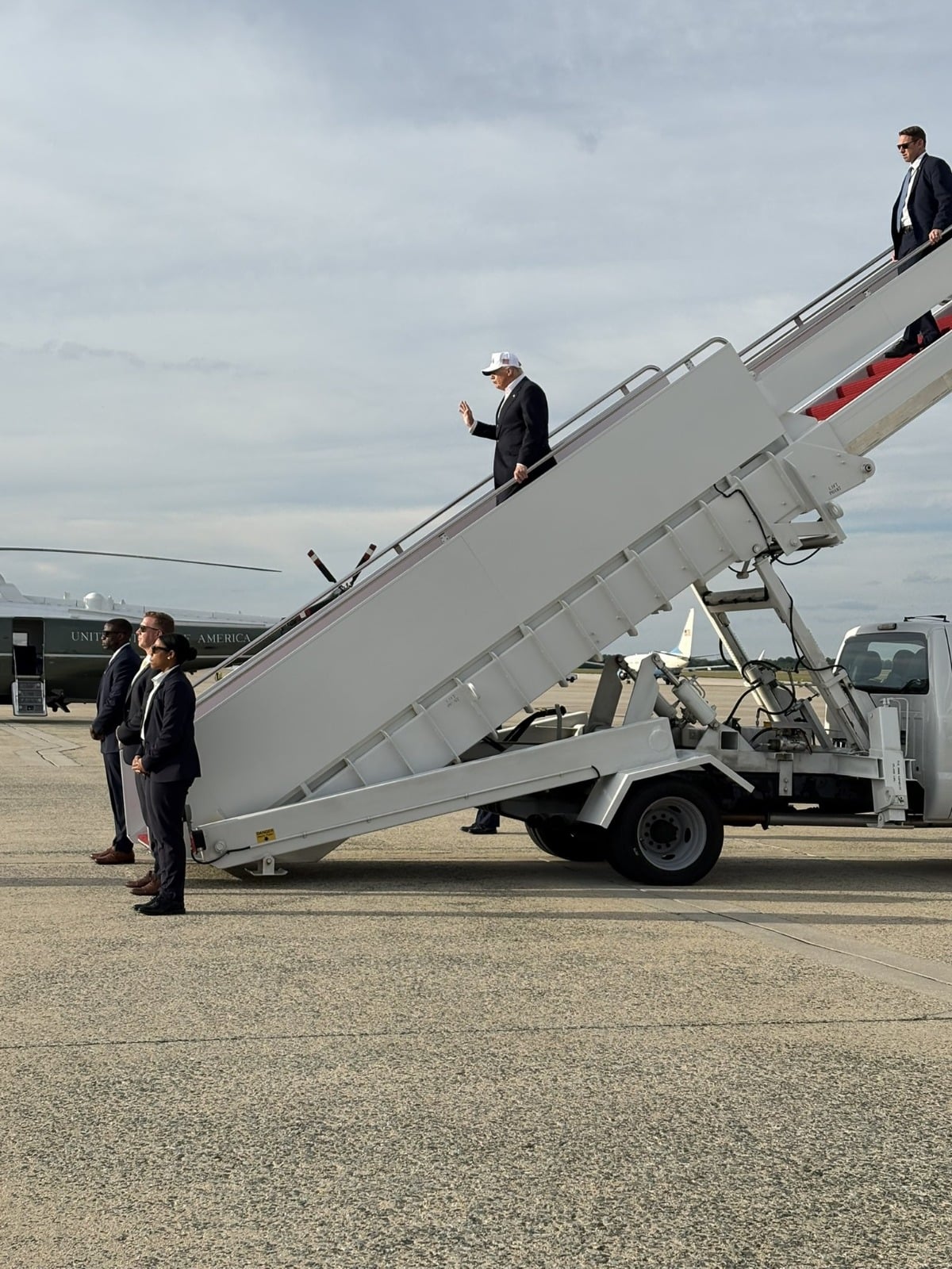 US Delegation Destroys Chinese Gifts Amid Spy Fears After Trump’s China Visit