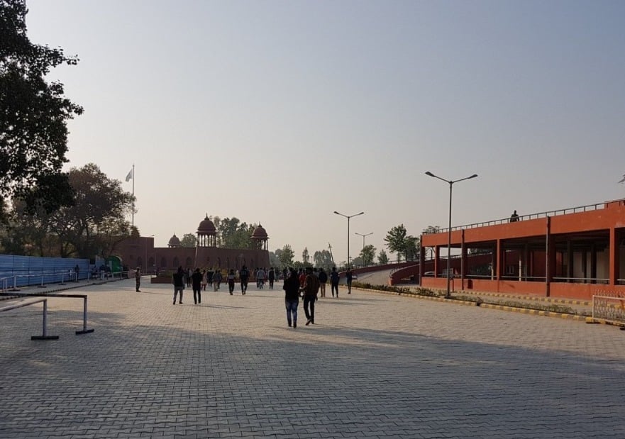 Two Pakistani Nationals Detained by BSF After Crossing Indo-Pak Border in Amritsar