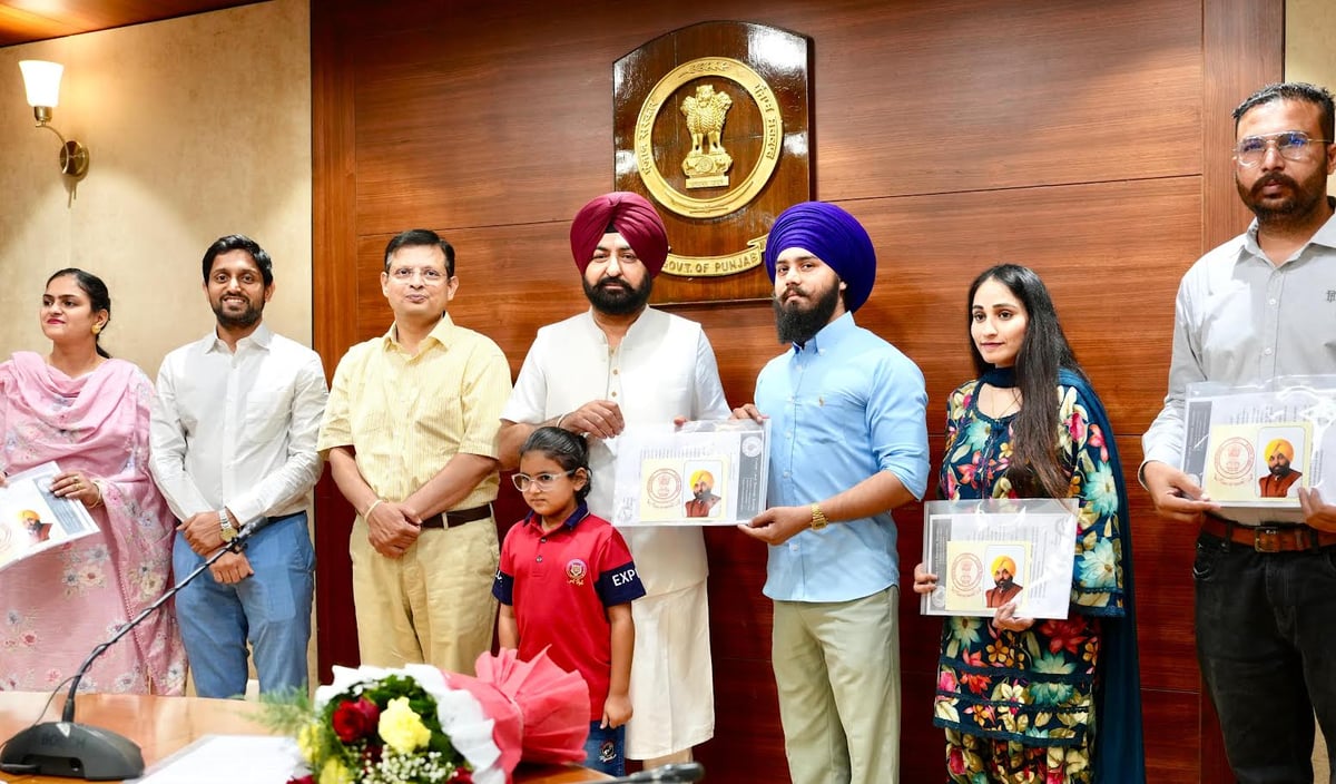 Hardeep Mundian Hands Appointment Letters to 48 District and Assistant System Managers in Punjab