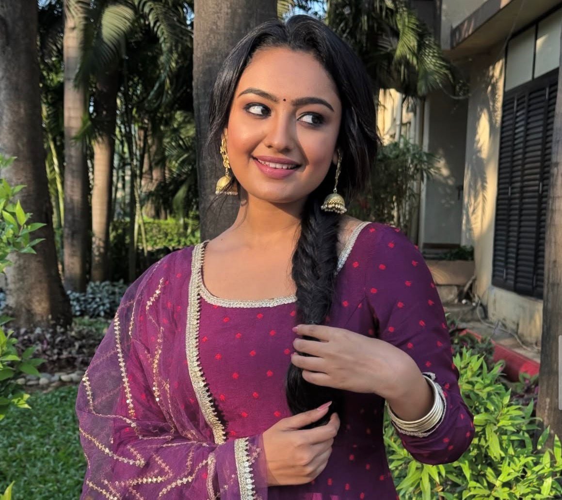 Sanchita Ugale Dies by Suicide at 30; Entertainment Industry in Shock