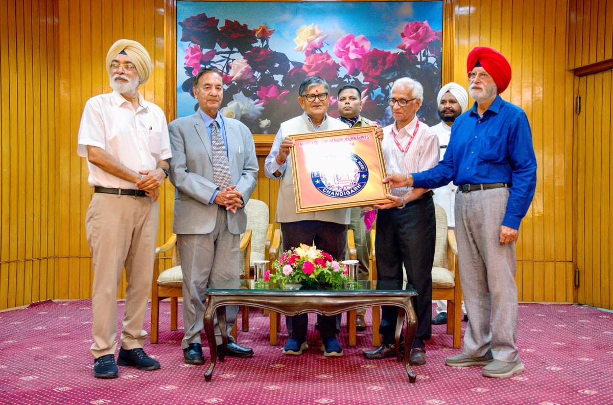 Senior Journalists Play Vital Role in Strengthening Democracy: Gulab Chand Kataria