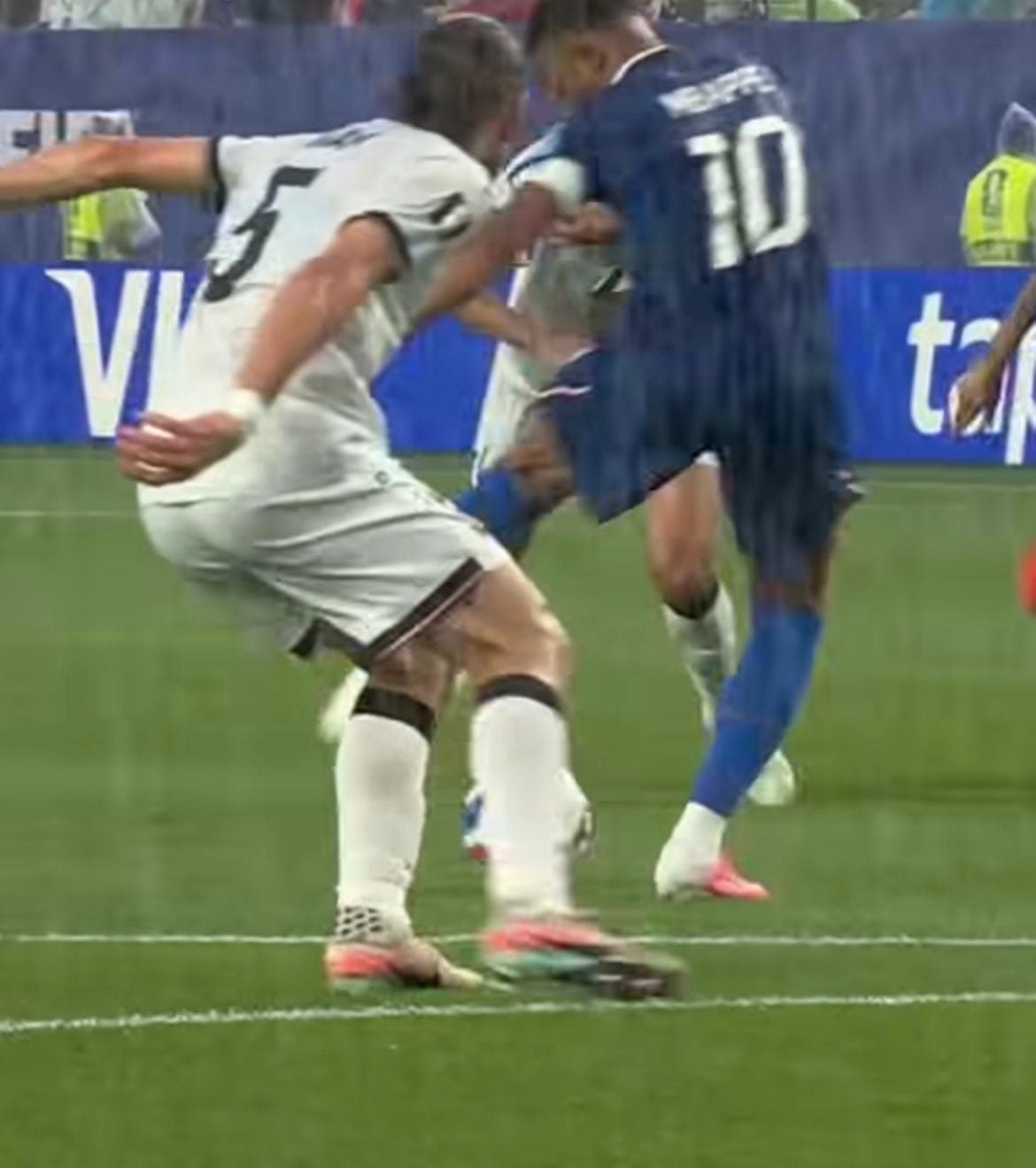 FIFA World Cup 2026 Sees Rare Incident; France-Iraq Match Halted for Over Two Hours, Reason Will Surprise You