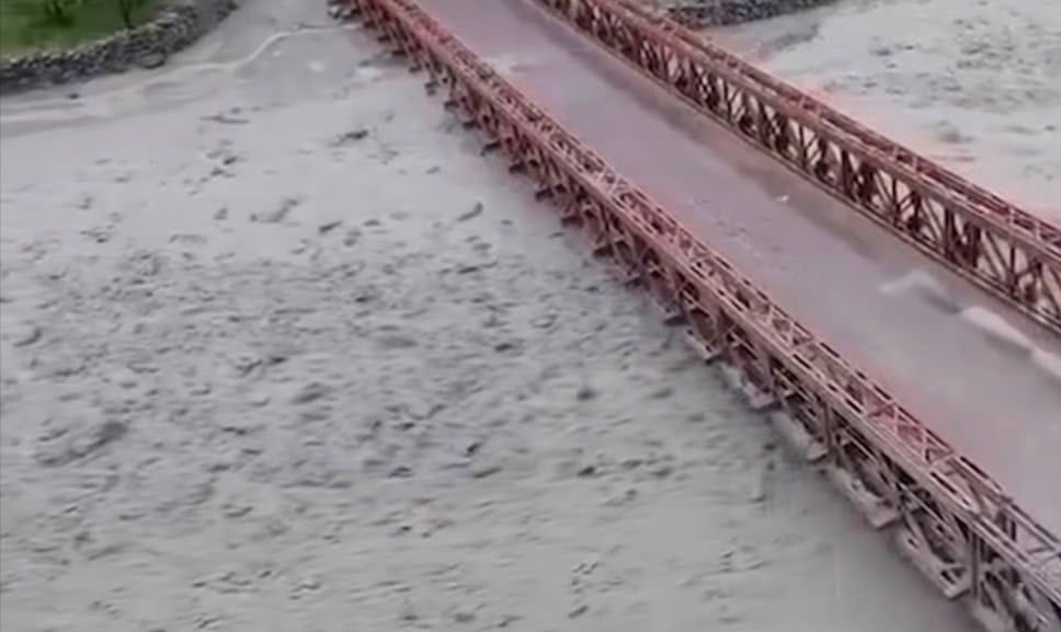 Kinnaur Flash Flood Submerges Key Bridge, Cuts Off Lippa Village; Vaishno Devi Himkoti Track Closed After Landslide