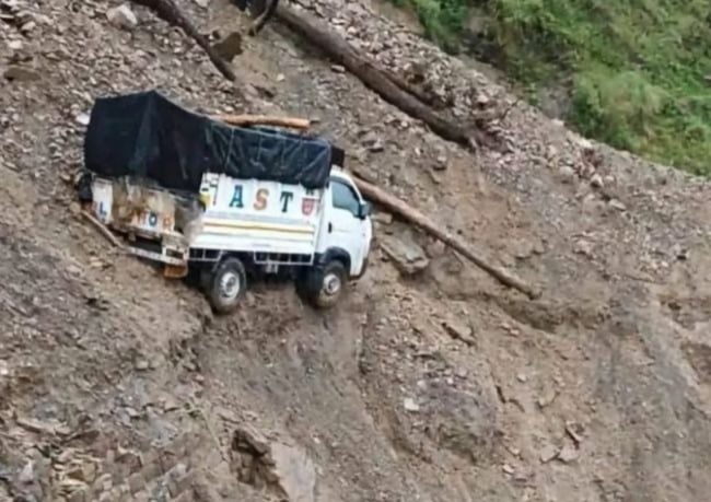Road Crumbles After Massive Landslide in Chamba; Vehicle Trapped