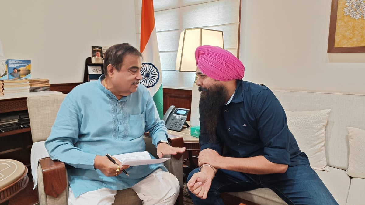 AAP MP Malvinder Singh meets Nitin Gadkari, seeks immediate action on long-pending connectivity project