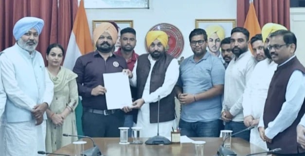 Punjab govt approves over 120% salary hike for adarsh school teachers
