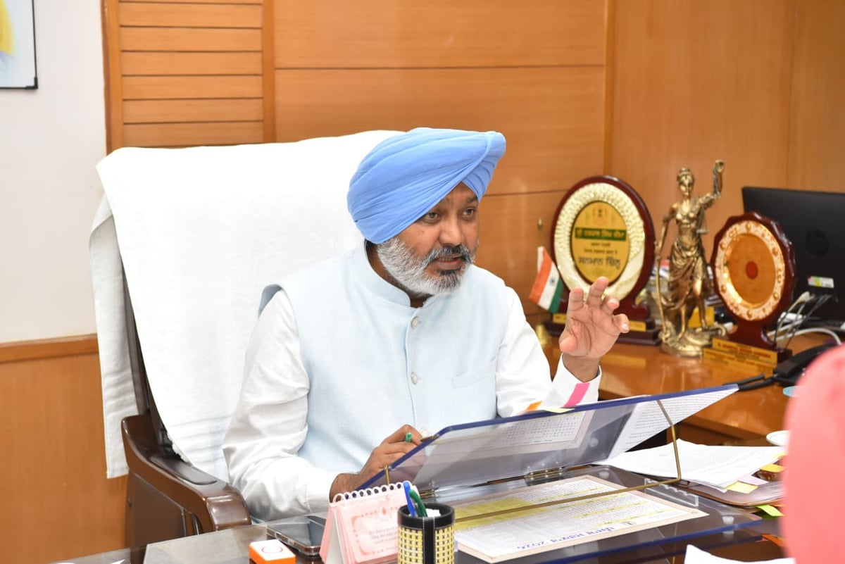 Tax evasion will not allow in  Punjab, 170 goods vehicles are detained : Cheema
