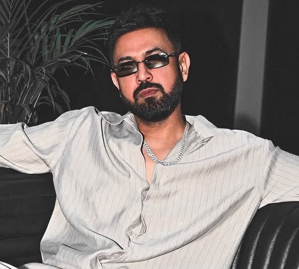 ‘Paid for business class, got economy’: Gippy Grewal slams Air Canada