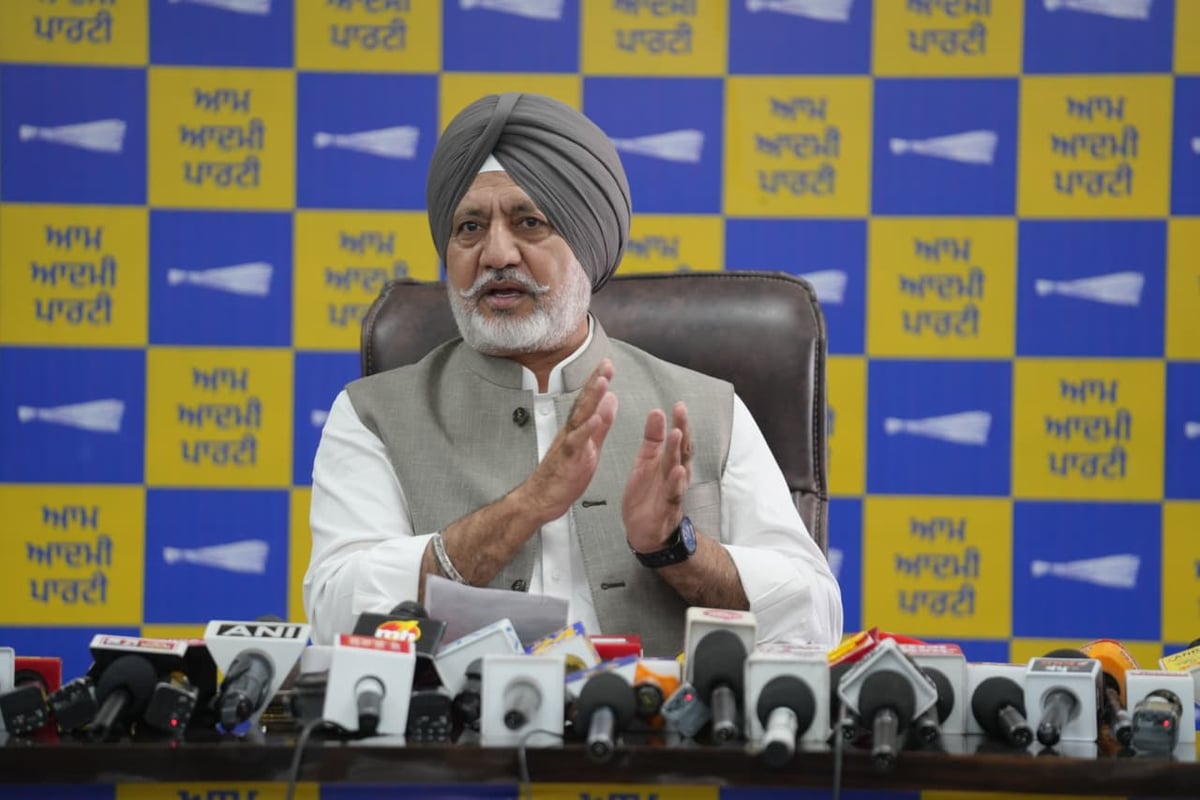 Badals turned Akali Dal from Panthic movement into personal political platform: : Baltej Pannu