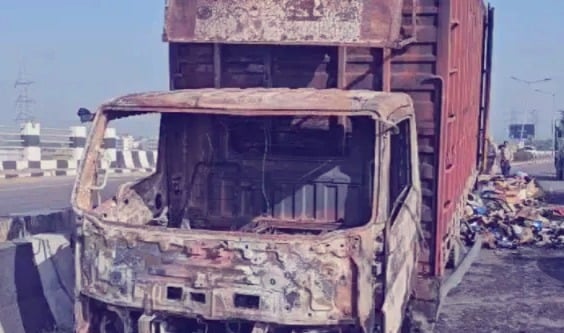 Moving canter catches fire on Rajpura–Patiala highway; branded goods worth lakhs destroyed
