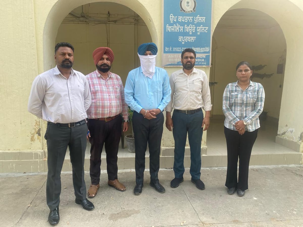 Sub divisional engineer arrested for accepting ₹30,000 bribe in Kapurthala