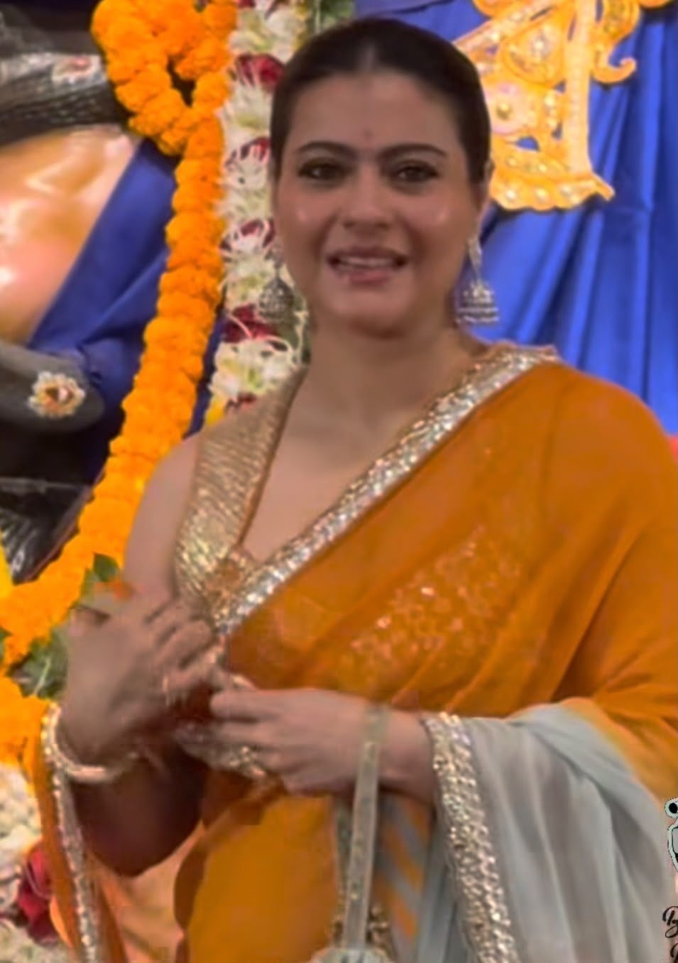 Kajol arrives at north Bombay Durga Puja Pandal with family