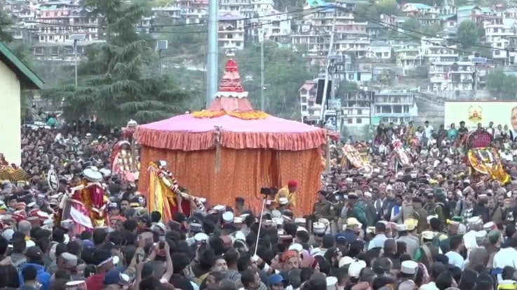 International Kullu Dussehra begins with grand rath yatra, valley echoes with ‘Jai Shri Ram’