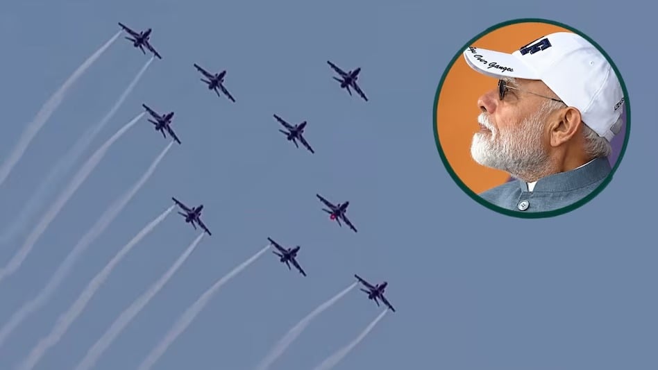 Sukhoi and Rafale Roar Over the Ganga, Tejas Stuns With Its Speed! PM Modi Witnesses Indian Air Force’s Spectacular Show of Strength Over Kashi