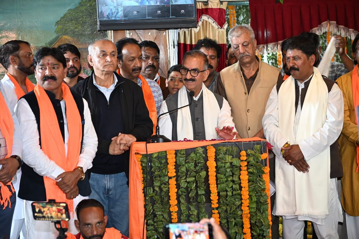 CM Sukhu announces ₹25 lakh aid for Valmiki Temple on Maharishi Valmiki Jayanti