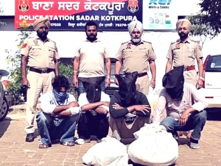 Four arrested with 202g heroin, 3,600 intoxicant capsules in Faridkot